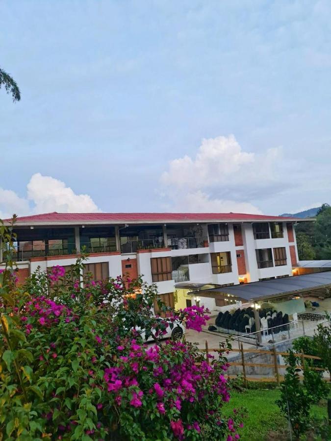 Piedra Del Penol Hotel Guatape Exterior photo