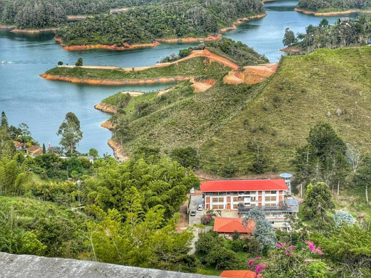 Piedra Del Penol Hotel Guatape Exterior photo