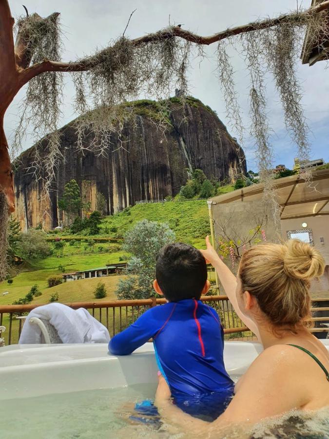 Piedra Del Penol Hotel Guatape Exterior photo