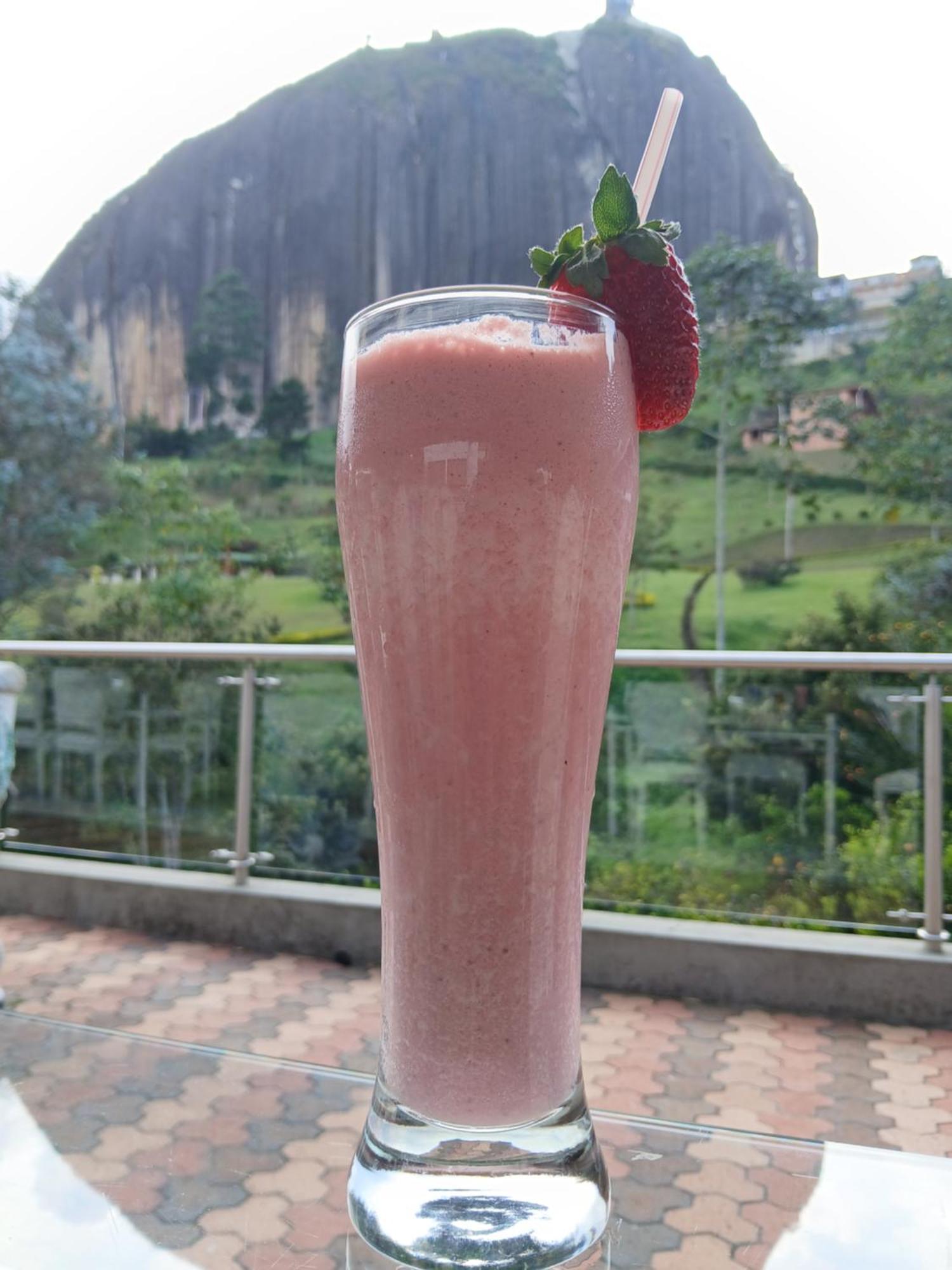 Piedra Del Penol Hotel Guatape Exterior photo