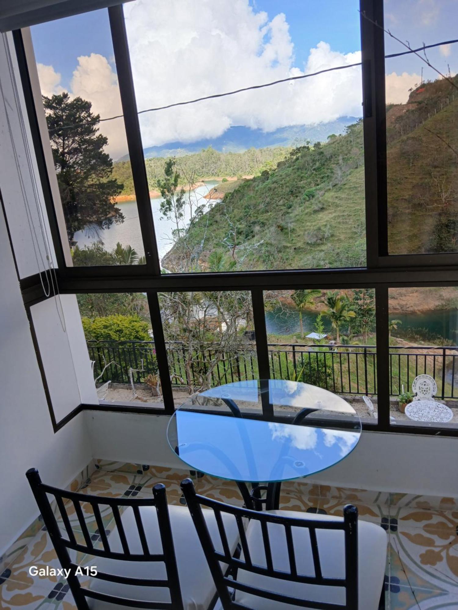 Piedra Del Penol Hotel Guatape Exterior photo