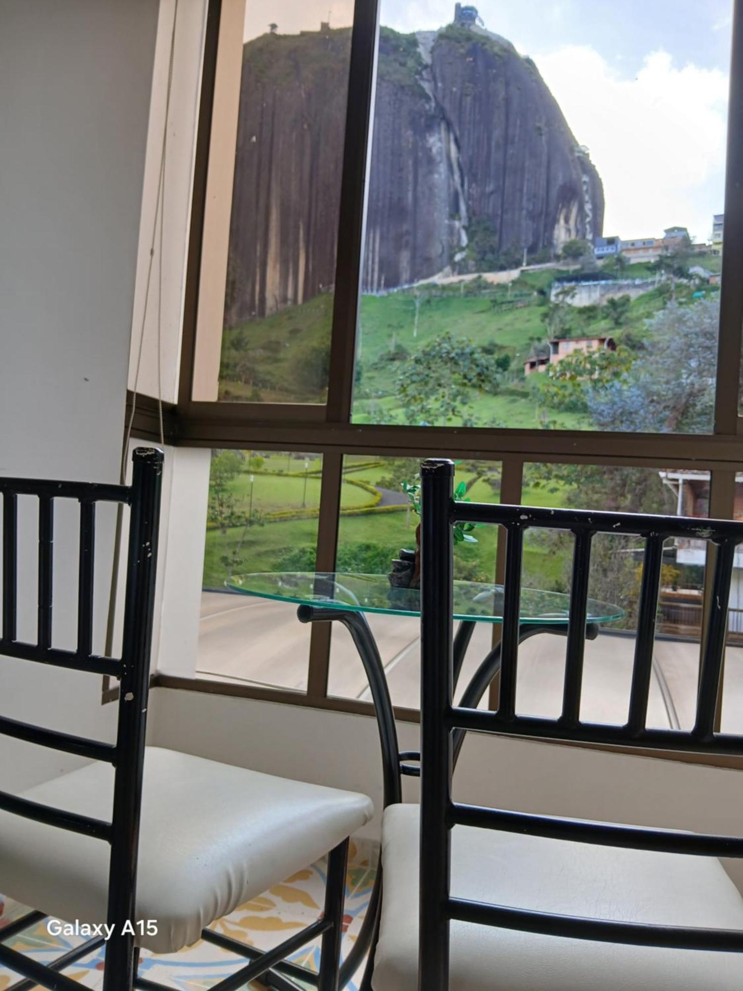 Piedra Del Penol Hotel Guatape Exterior photo